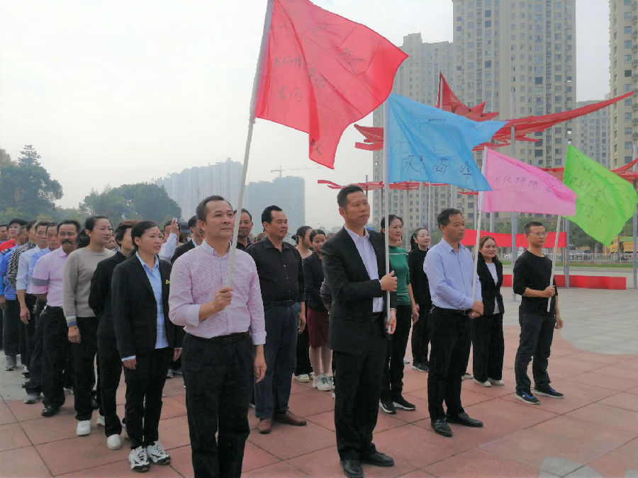 增強(qiáng)自信心，塑造凝聚力——君健物業(yè)開展員工拓展訓(xùn)練活動(dòng) 